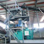 Flat die extrusion granulation process