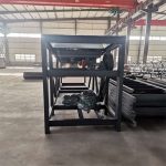Reciprocating sieving machine