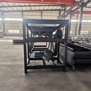 Reciprocating sieving machine